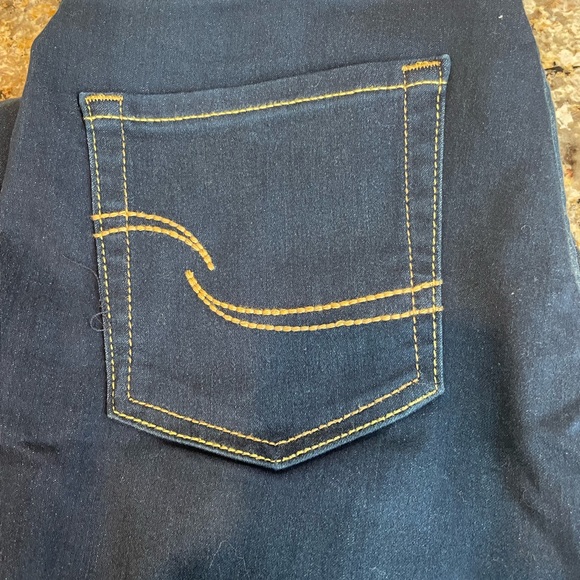 NWT maternity XS skinny jeans - Picture 2 of 6